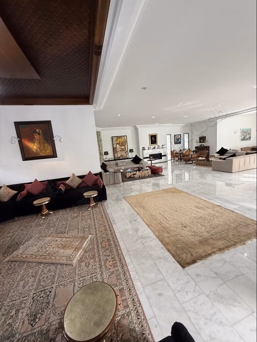 VILLA A VENDRE 2000 mètre Kenitra