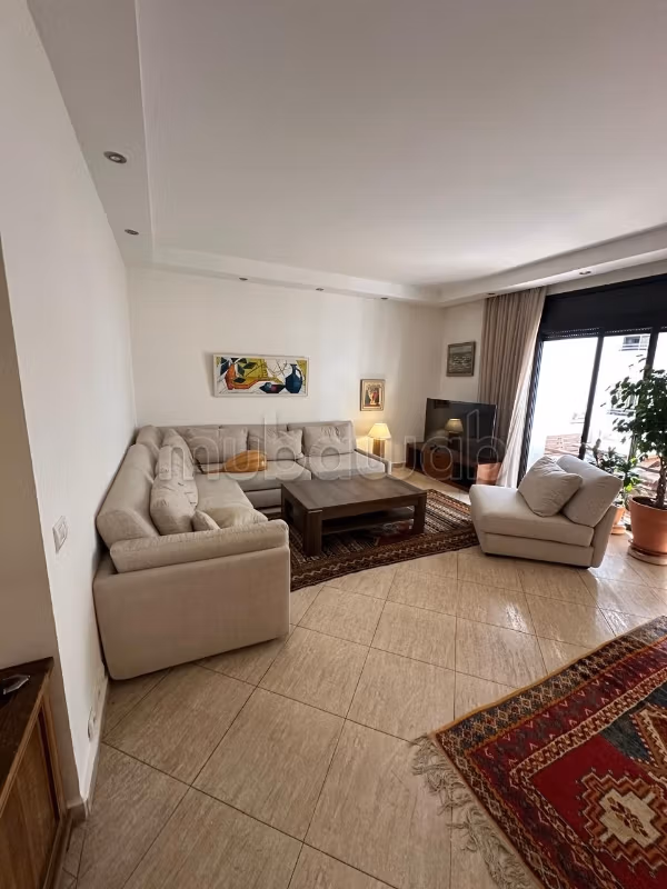 Appartement à louer 124 m² à Rabat