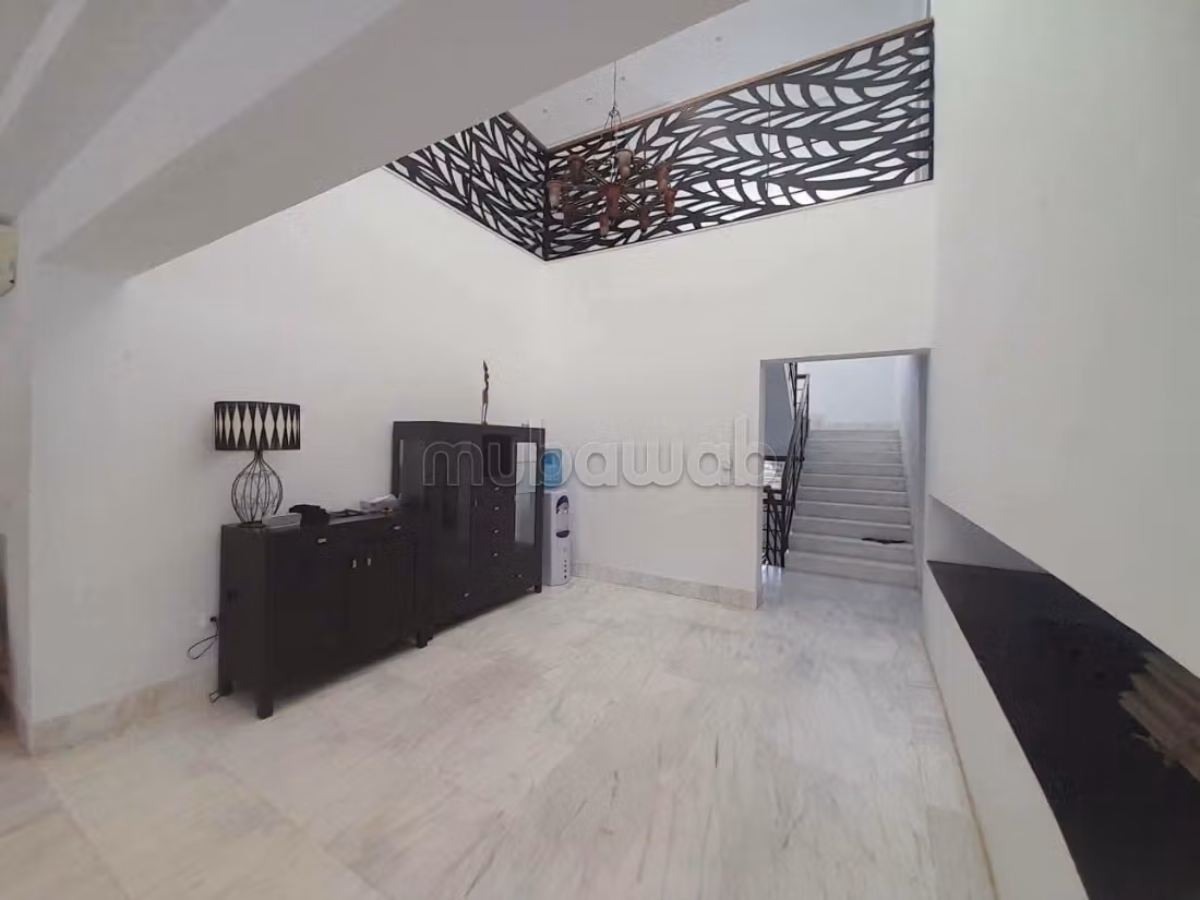 Superba villa con giardino e piscina a La Marsa
