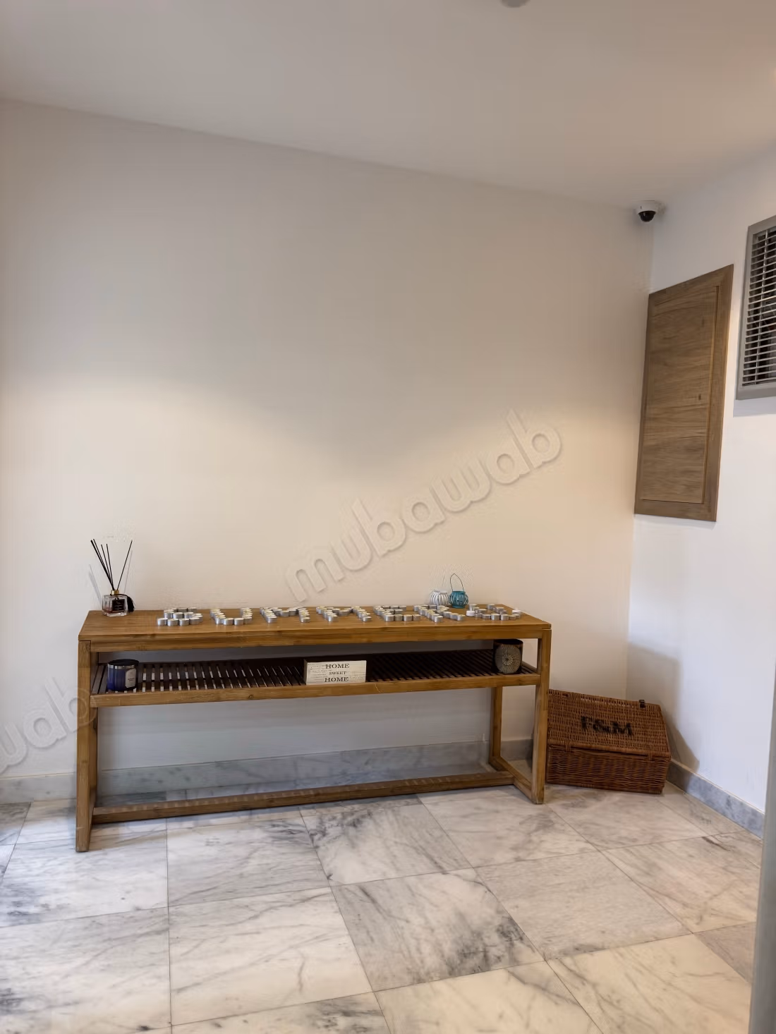 Appartamento con 3 camere da letto con terrazza in affitto