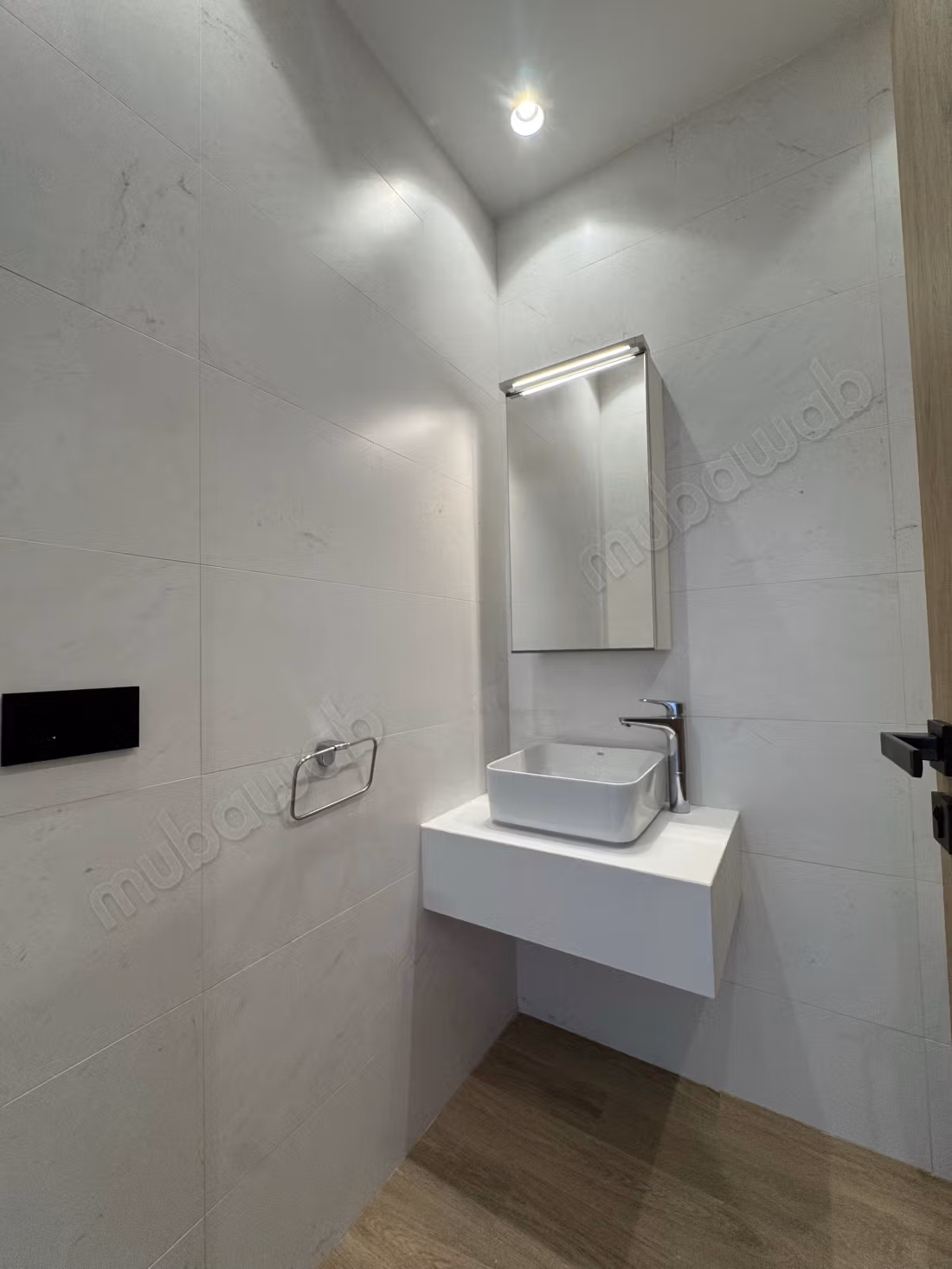 Appartamento con 3 camere da letto con terrazza in affitto