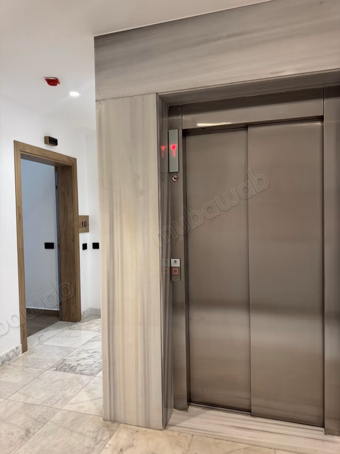 Appartamento con 3 camere da letto con terrazza in affitto