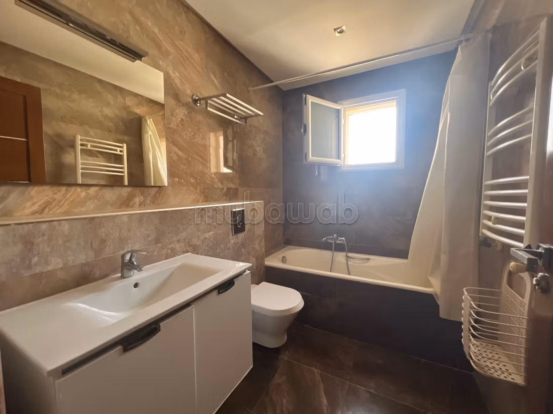 In affitto un appartamento S4 a Ain Zaghouan Nord