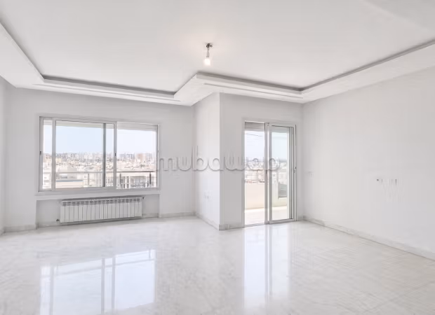 A louer un appartement s4 à ain zaghouan nord