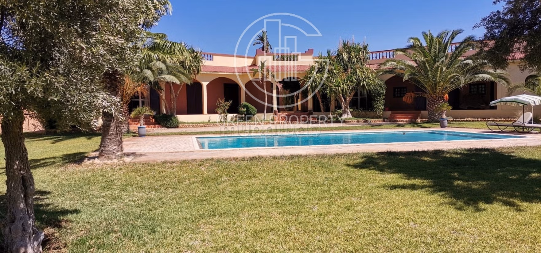 Villa 295 m² à Route de Marrakech — 2