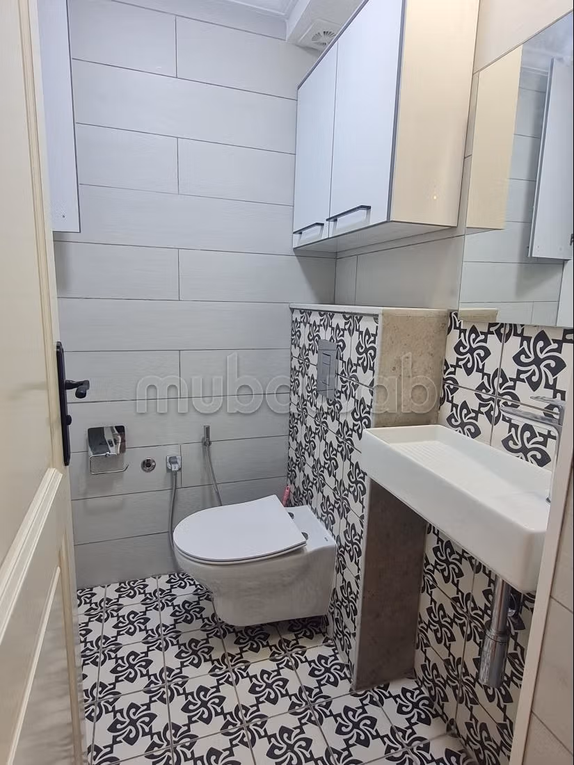 Affitto appartamento elegante arredato S2 Marsa Corniche