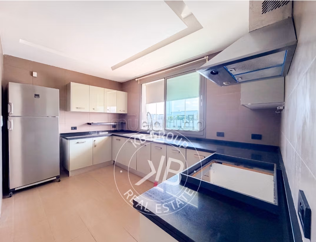 Appartement 207 m² à Souissi — 11