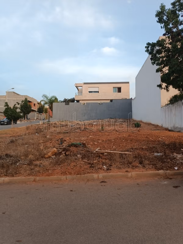 Terreno en venta jardín de Dyquem 396m