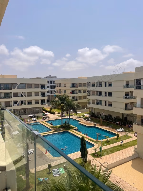 Affitto di un appartamento a Plage Oued Cherrat. 2 camere da letto. Piscina, aria condizionata