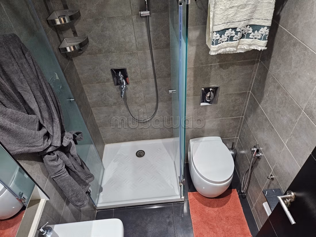 Bel appartement à vendre à El Mansouria. 5 grandes pièces. Piscine, climatisation — 4