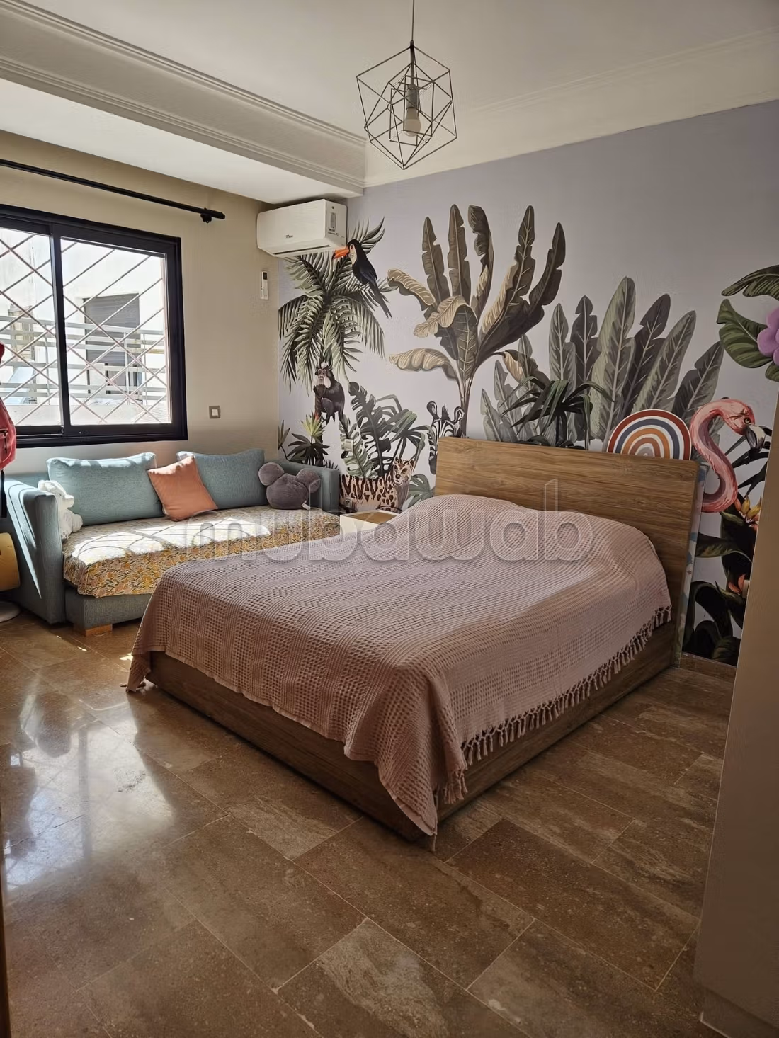 Bourgoune tan tan apartment 3 chambre