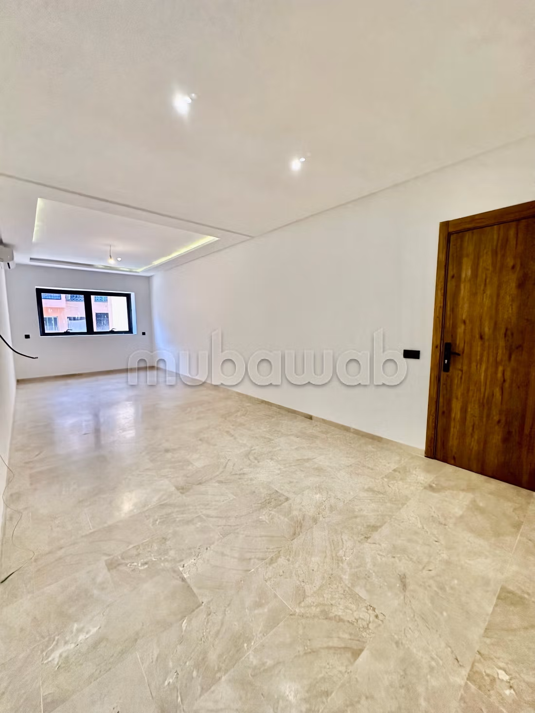 Appartement à louer à Route de Safi. 
2 chambres. 
Piscine et air conditionné — 2