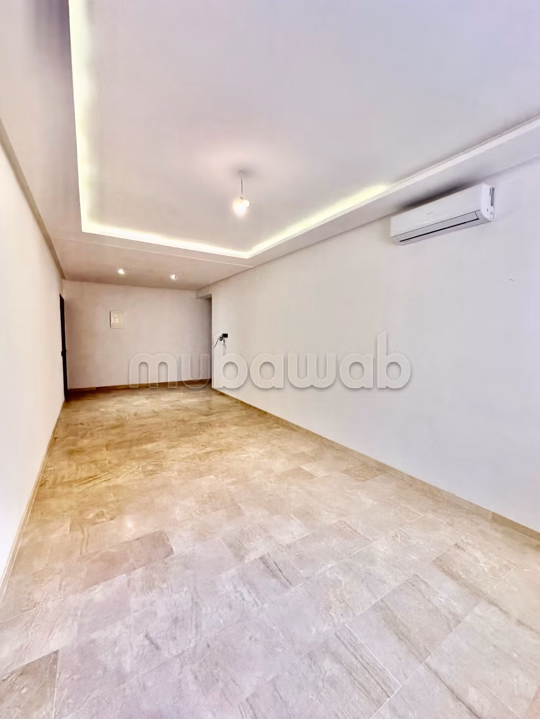 Appartement à louer à Route de Safi. 
2 chambres. 
Piscine et air conditionné — 3