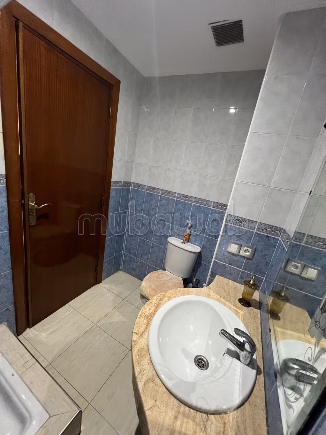 Appartement à louer à Derb Ghalef. 3 belles chambres. Bien meublé — 5