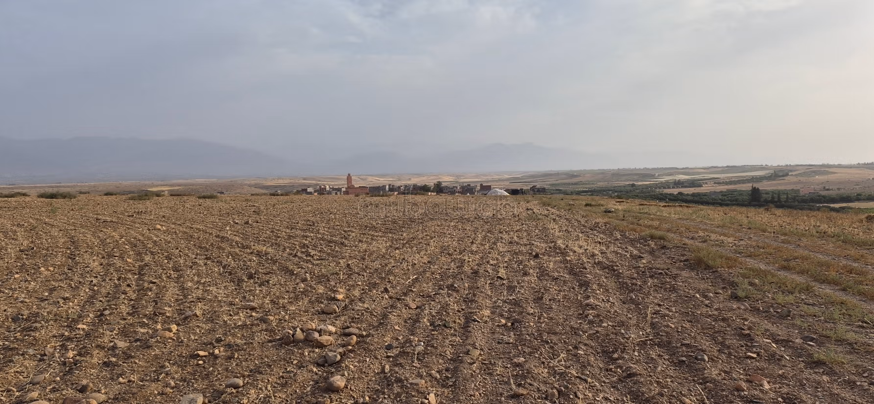 Venta de terreno sin Lala Takerkoust. Superficie total de 170,000 m²