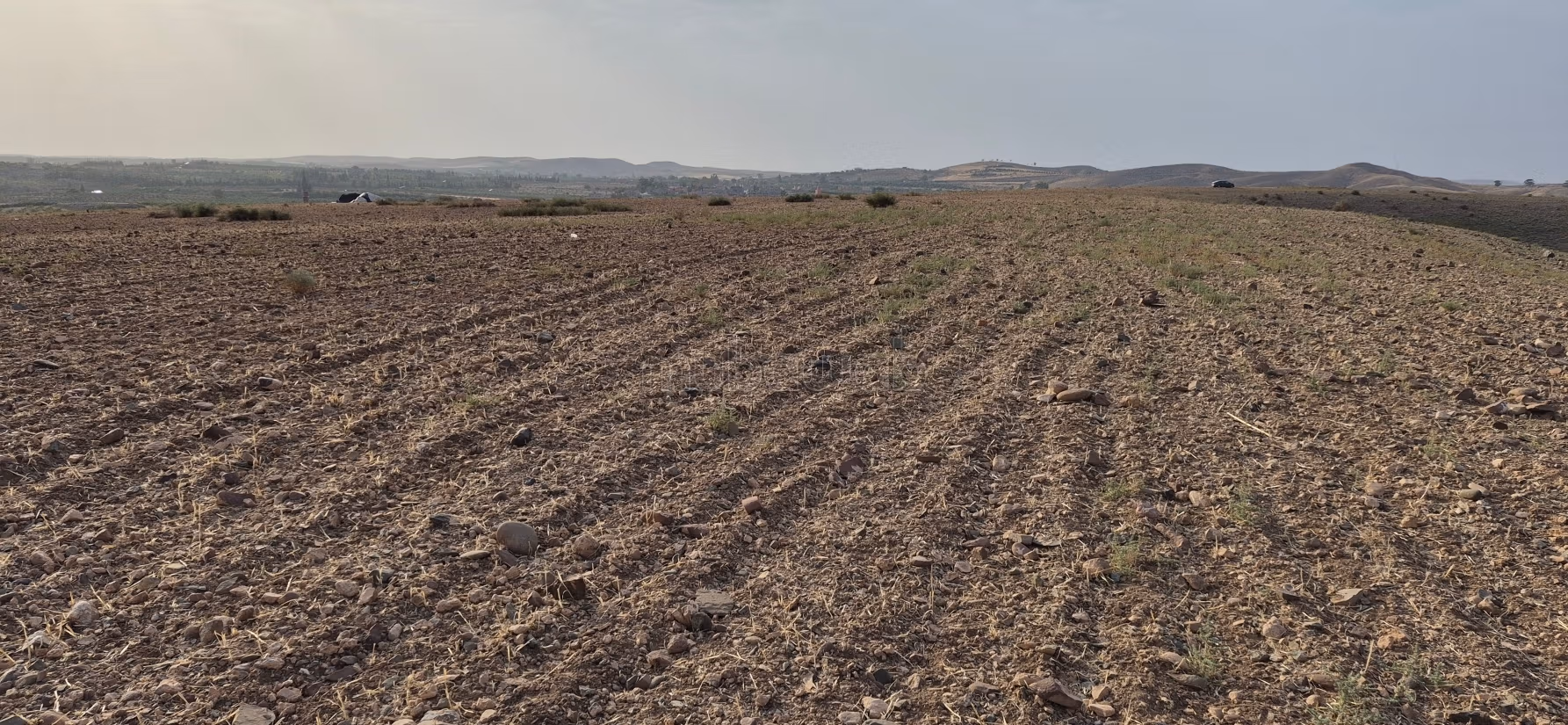 Venta de terreno sin Lala Takerkoust. Superficie total de 170,000 m²