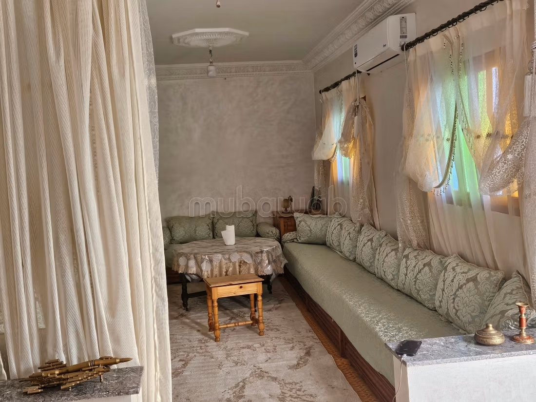 Villa te huur op de Route de Ouarzazate. 6 grote kamers. Gemeubeld