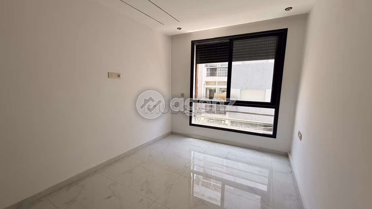 RÉSIDENCE CARTHAGE Studio à vendre 36 m²
Maârif Casablanca — 2