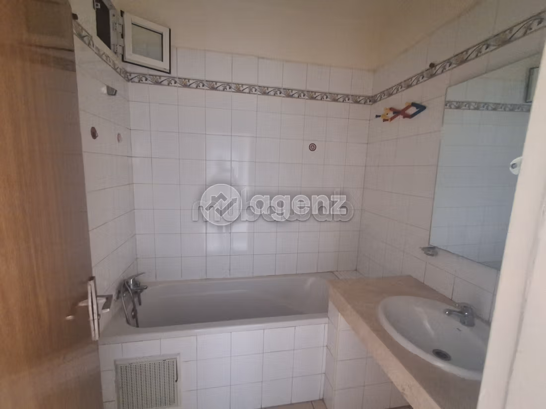 Apartamento en venta 85 m², 2 habitaciones Nassim II Casablanca