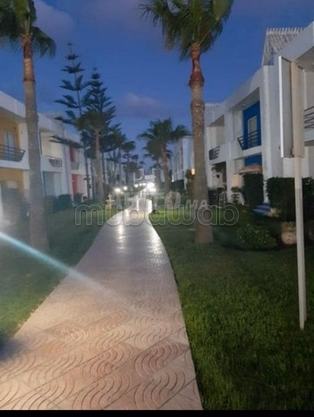 Sarry beach