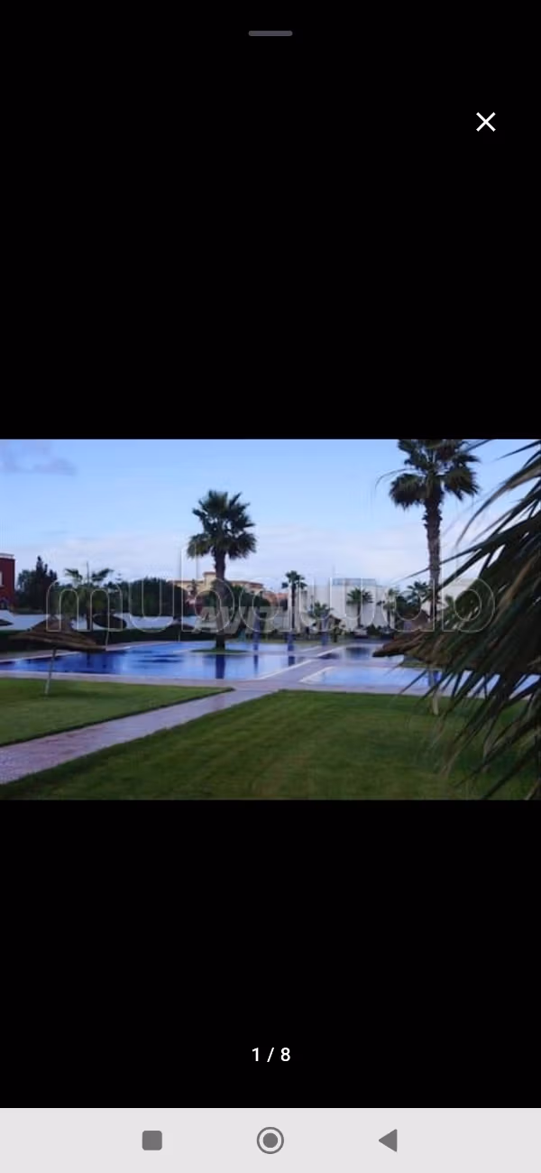 Sarry beach