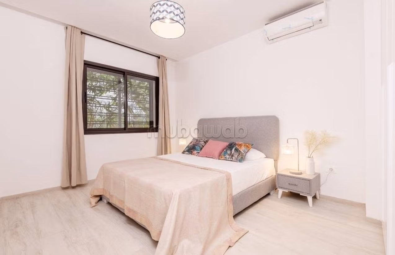 Bell'appartamento arredato in affitto all'ingresso di Marsa. Superficie di 85 m². Ben arredato, moderno