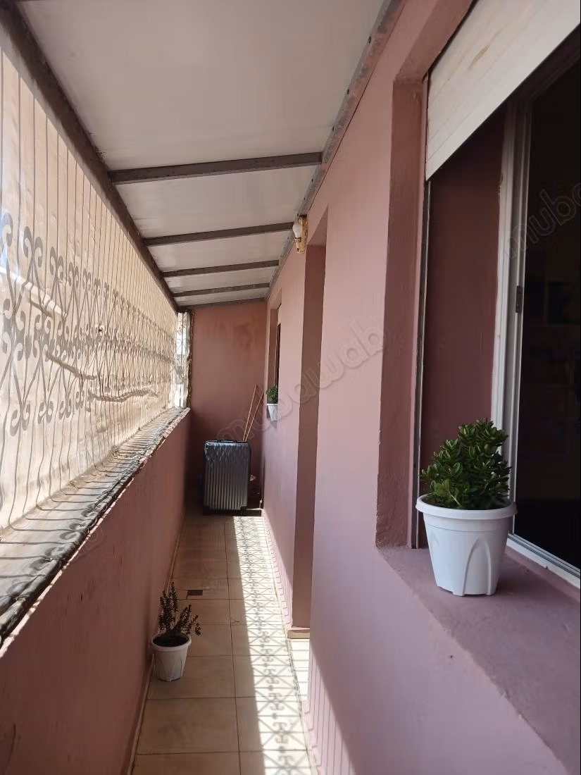 Bel appartement à vendre à Lissasfa. Superficie totale 65 m². Meublé.