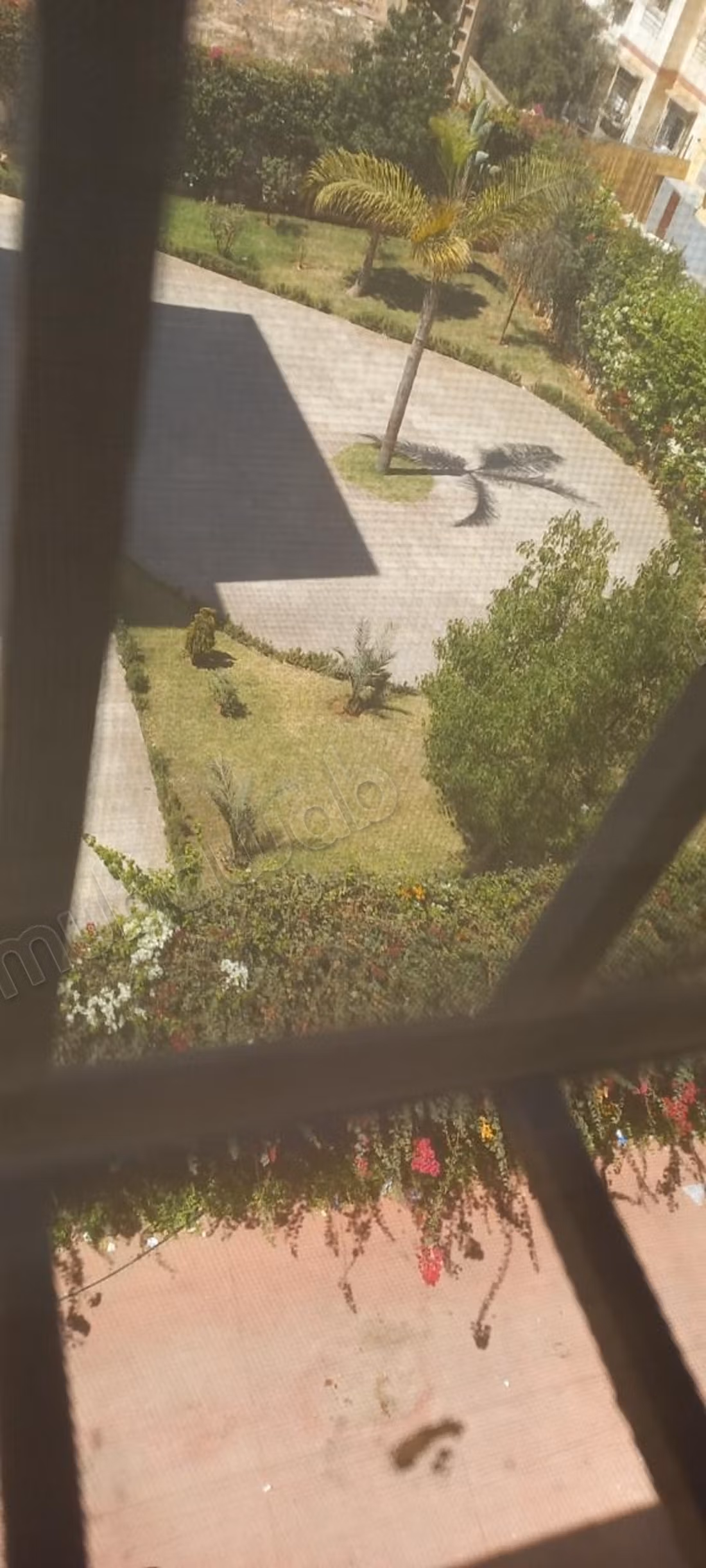 Bel appartement à vendre à Lissasfa. Superficie totale 65 m². Meublé.