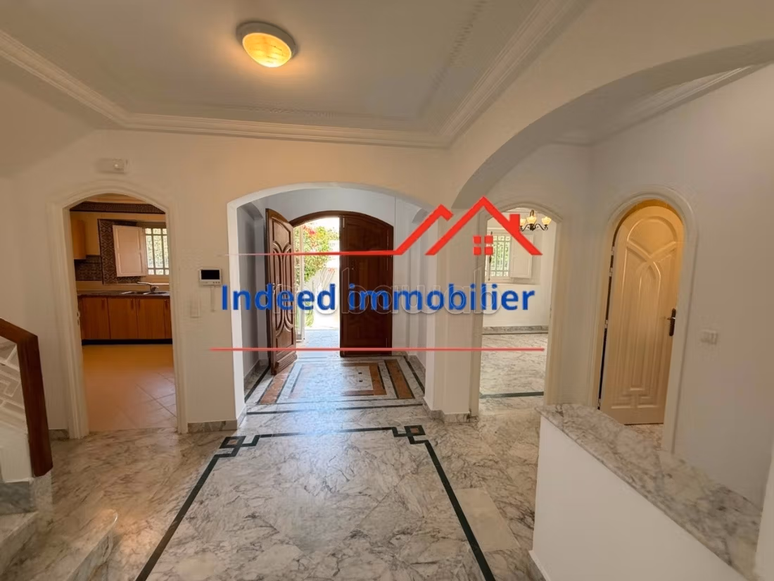 DA AFFITTARE – Splendida Villa S6 nel Quartiere Les Pins, La Marsa