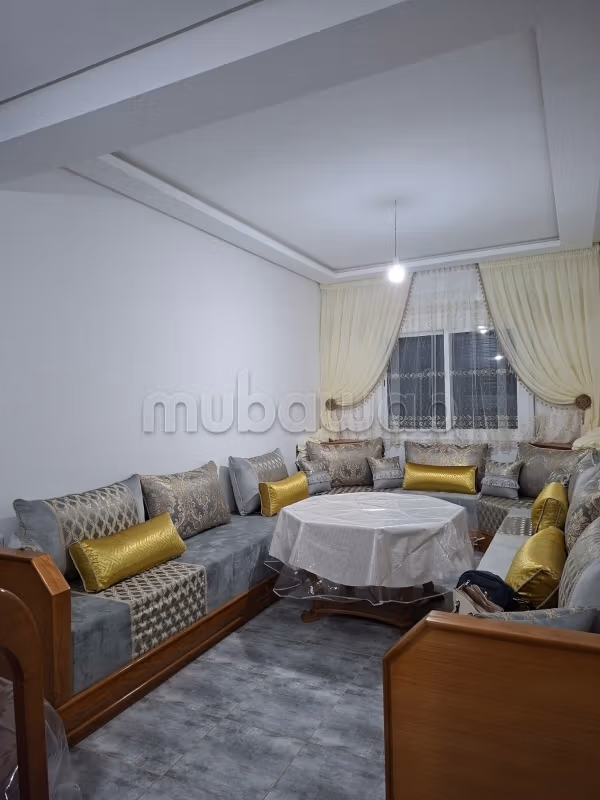 Mooi appartement te huur in El Mrabet. 2 kamers. Traditionele Marokkaanse salon, beveiligde residentie