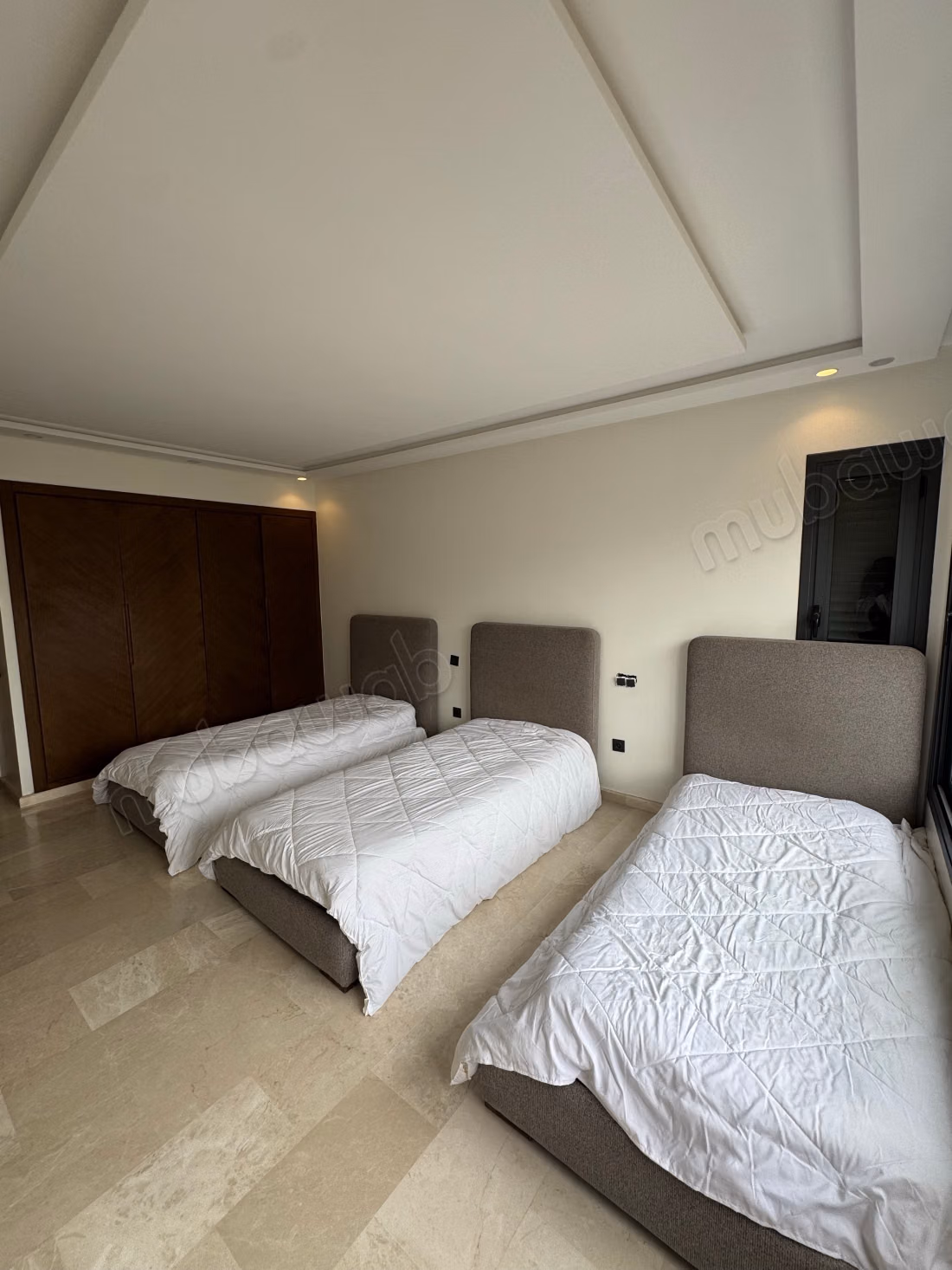 FOR RENT – High-end furnished apartment, The Princesses