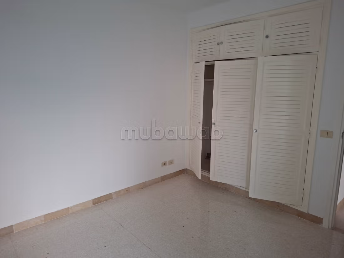 Appartamento piano indipendente S3 Città Hédi Nouira