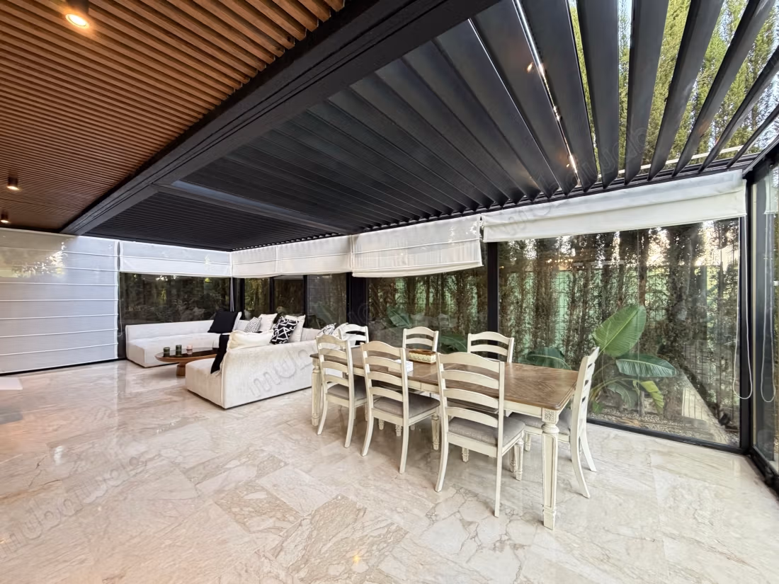 Villa arredata con piscina a Bouskoura