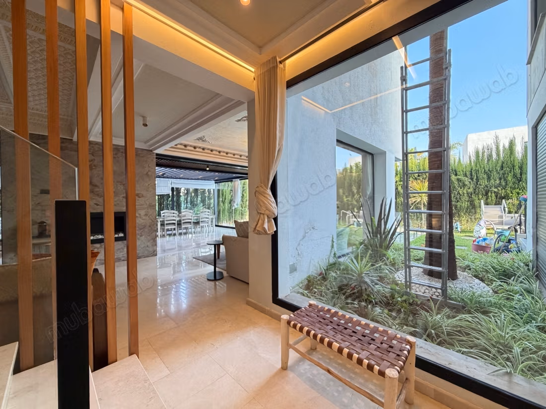 Villa arredata con piscina a Bouskoura