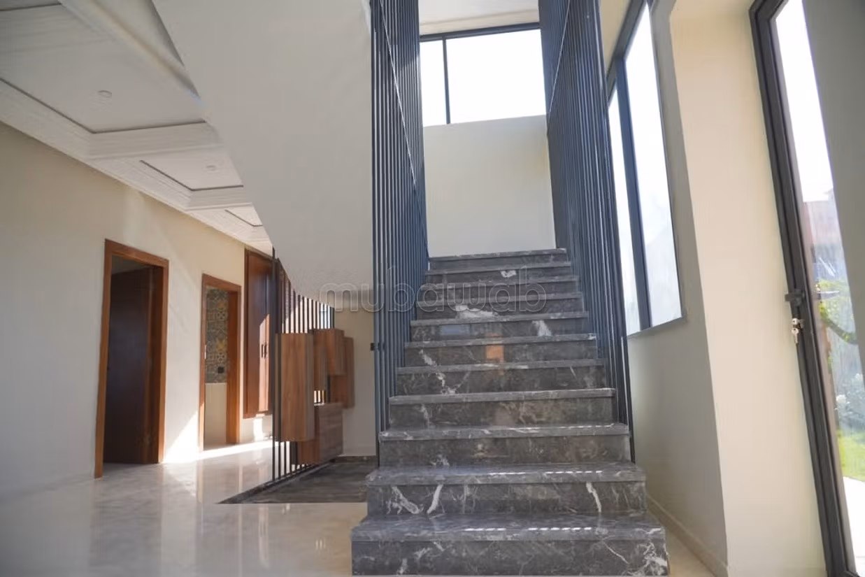 Bella villa su 2 livelli in Via Ourika