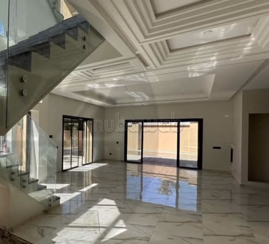 Bella villa su 2 livelli in Via Ourika