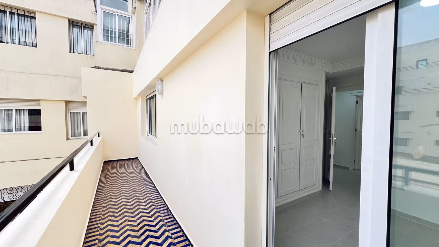 À louer – Appartement 100 m² entièrement rénové – — 5