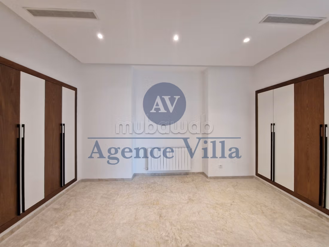 For rent a duplex with garden at JDC