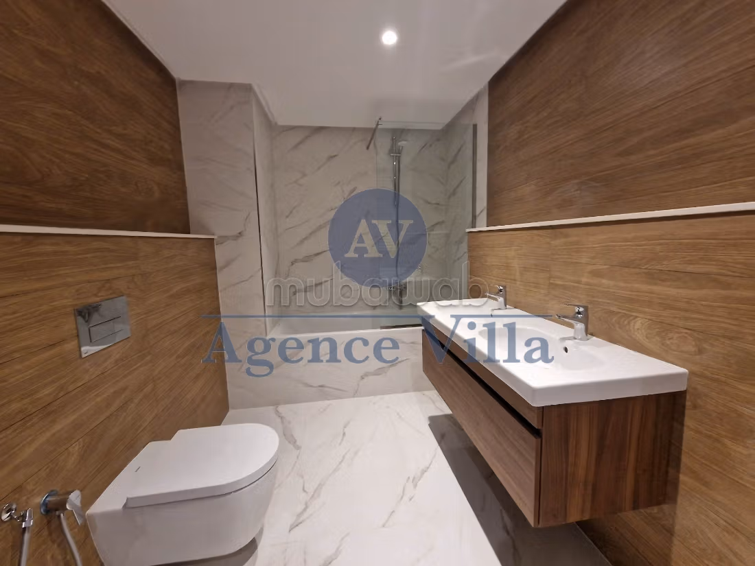 For rent a duplex with garden at JDC