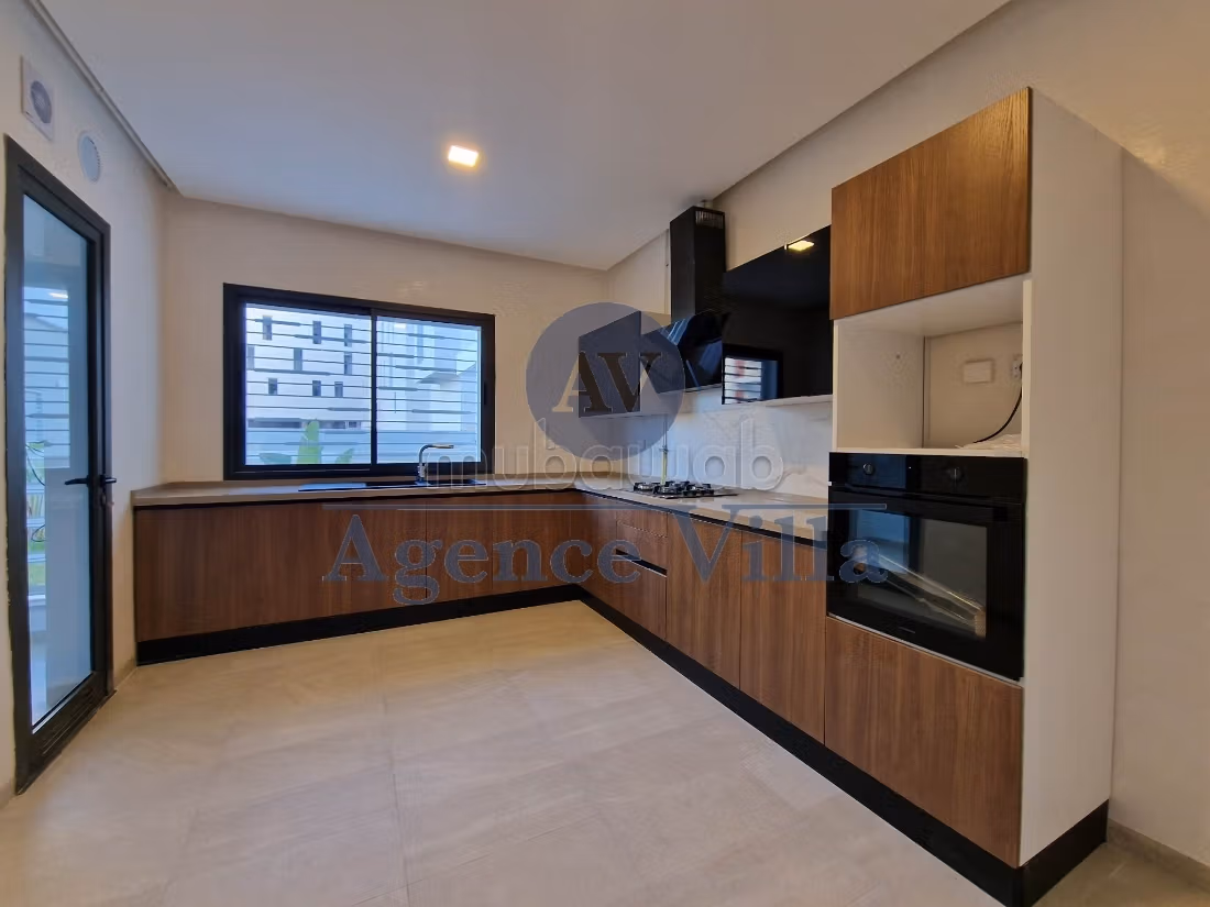 For rent a duplex with garden at JDC