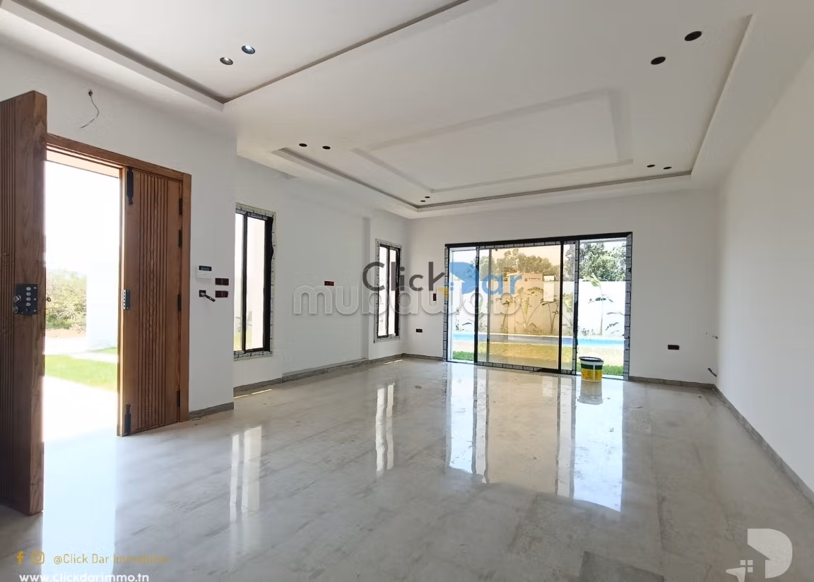 Villa piscine s4 à vendre Hammamet