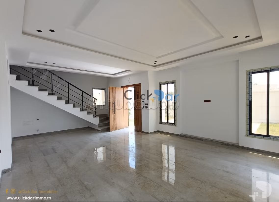 Villa piscine s4 à vendre Hammamet