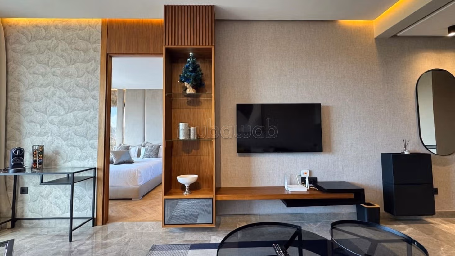 Apartment for rent in Bourgogne Est. 1 beautiful bedroom. Concierge service, air conditioning