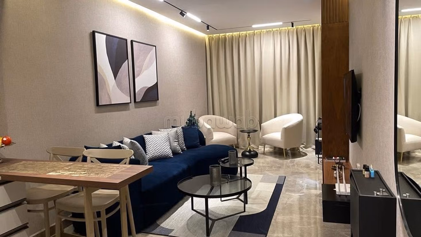 Apartment for rent in Bourgogne Est. 1 beautiful bedroom. Concierge service, air conditioning