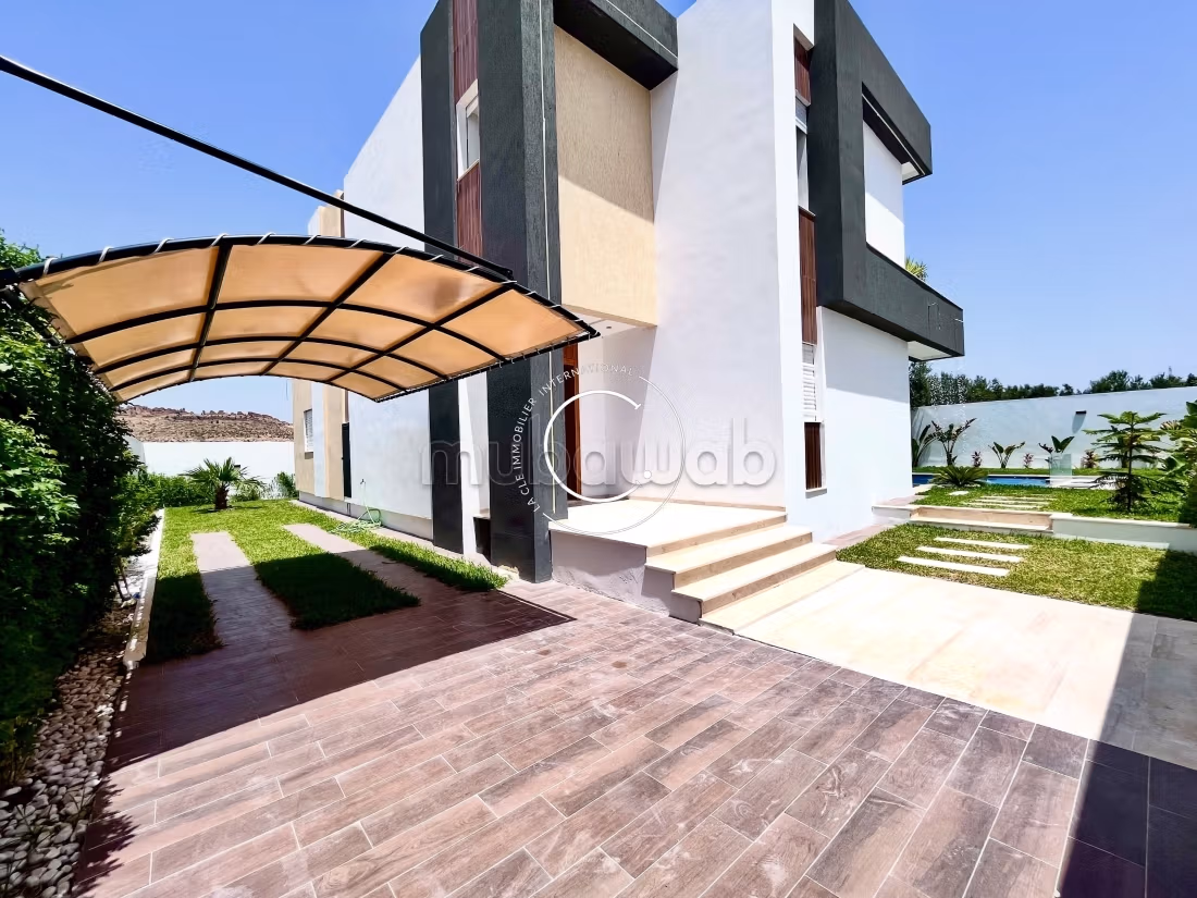 High-end villa for sale in Monchar