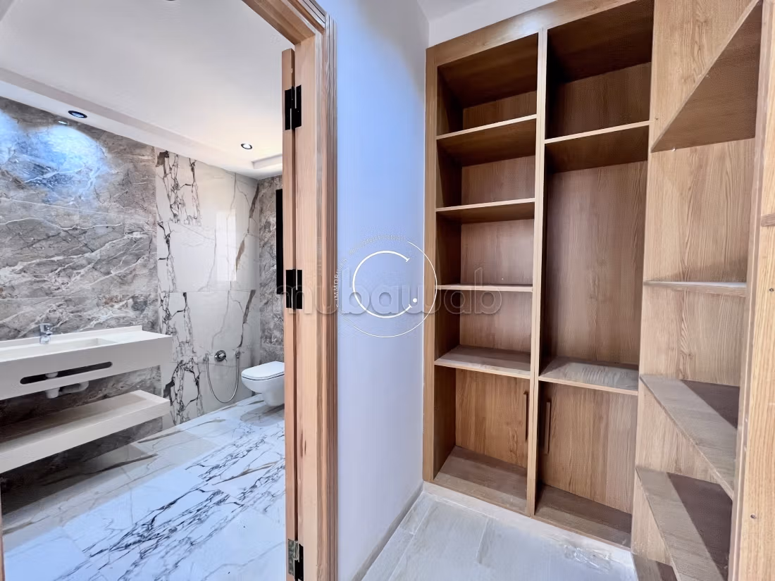 High-end villa for sale in Monchar