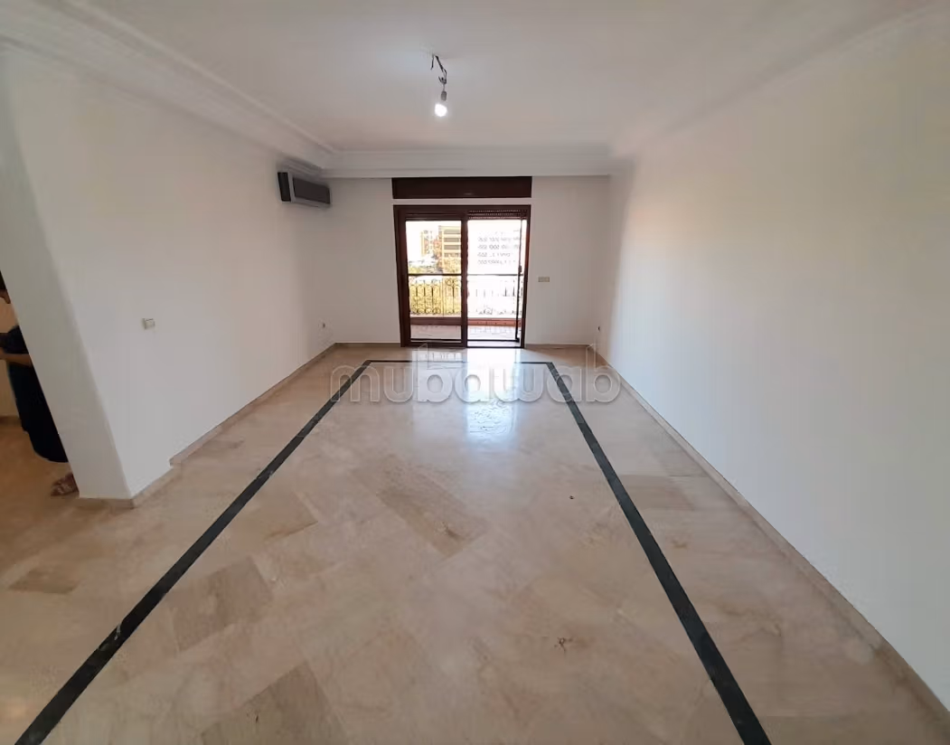 Spacious empty apartment with 2 bedrooms and living room for rent