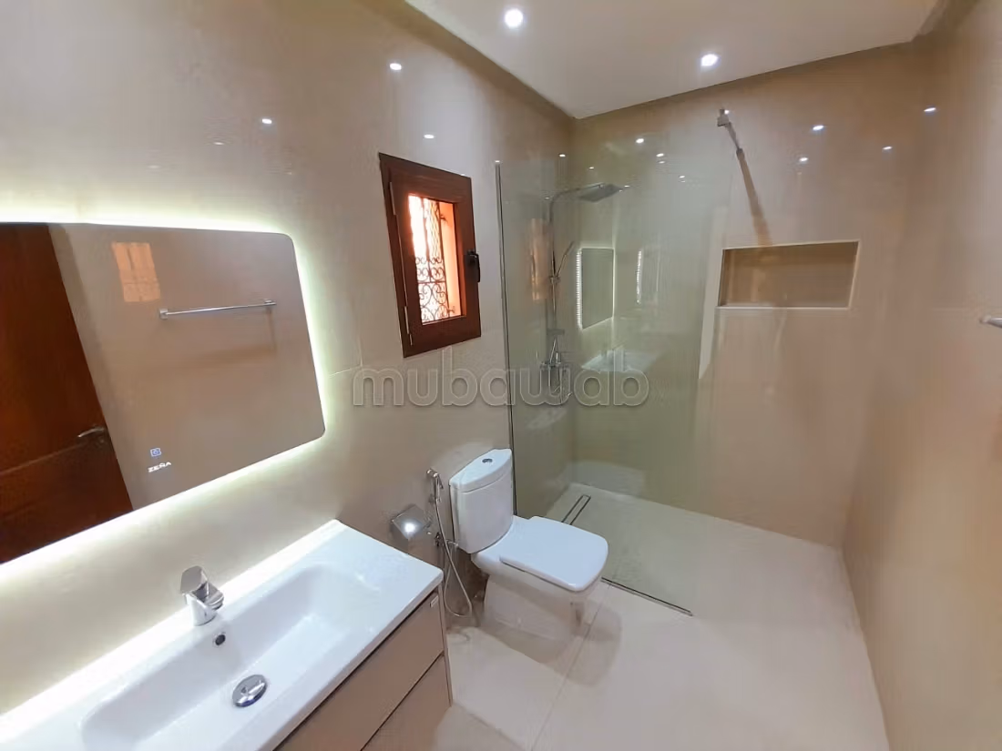 Spacious empty apartment with 2 bedrooms and living room for rent
