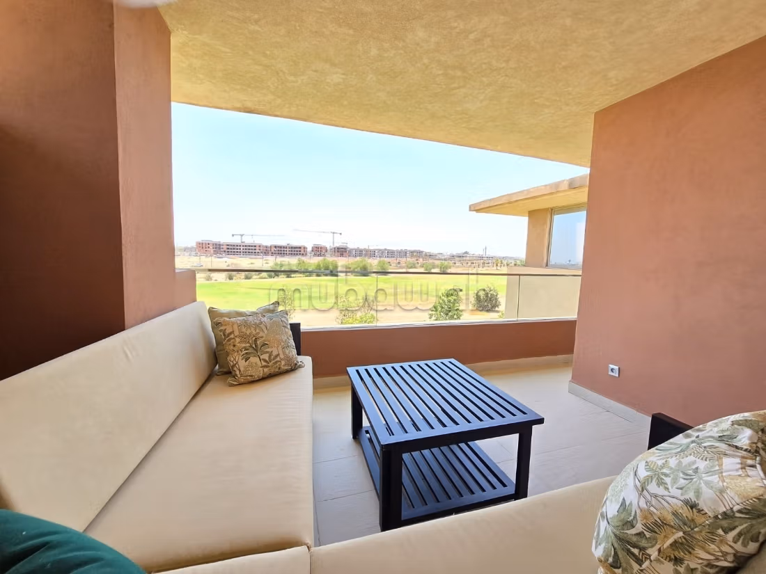 Luxury Holiday Apartment - 2 Bedrooms, Golf & Mountain View, 2 Pools, Netflix & Fiber Optic
