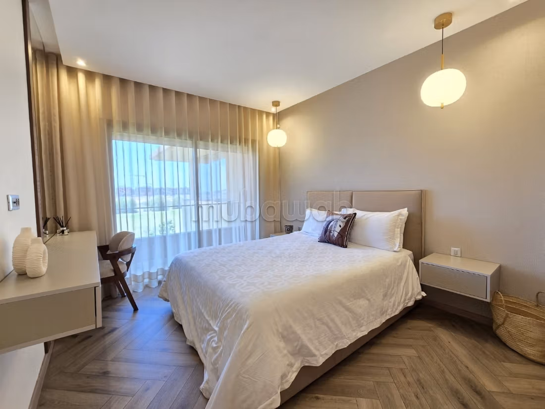 Luxury Holiday Apartment - 2 Bedrooms, Golf & Mountain View, 2 Pools, Netflix & Fiber Optic